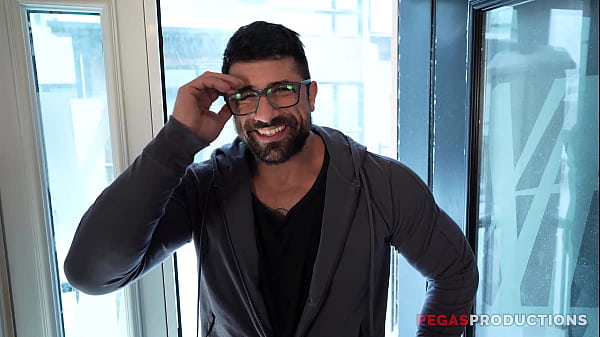 Pegas Productions – Bianca Fitcougar est la Femme Mature et en Forme