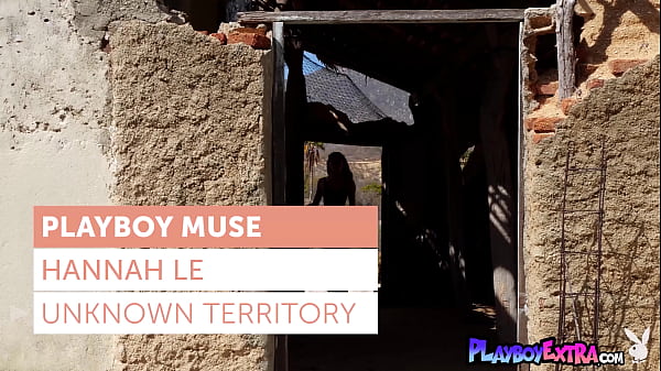 Athletic naked asian MILF muse Hannah Le watering her hot body outdoor