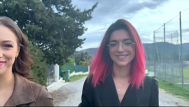 Jade et Leila, petite partouze de coquines