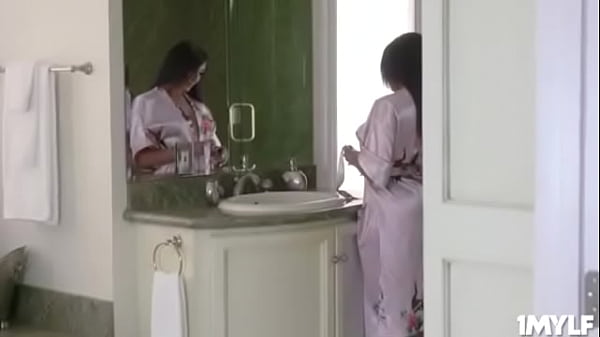 Memoirs of a MILF: Steamy Adult Porn Adventure