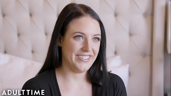 Pornstar Lesbians Can’t Contain Their Love & Lust for Each Other